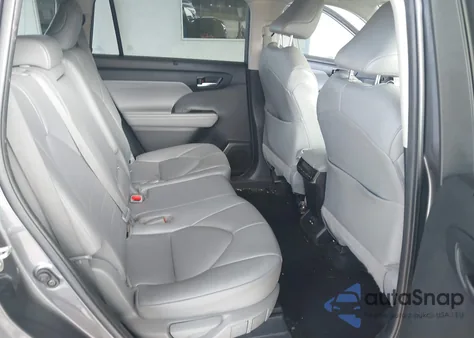 2021 Toyota Highlander Xle from USA, damaged, VIN 5TDHZRBH1MS557213